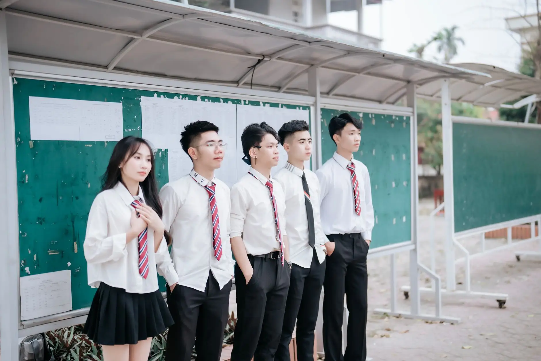 校服定制面料怎么选?重庆学校采购学生装的实用参考指南正文配图 2