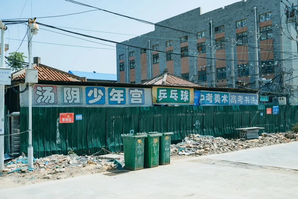 幼儿园园服定制设计规范与安全质量管控要点